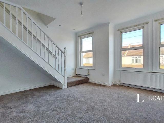 Apartment for rent in Alton Barnes, Essex
