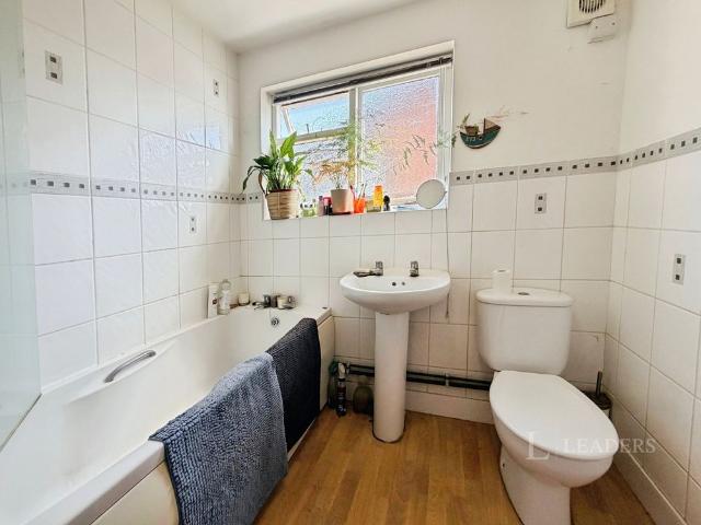 Apartment for rent in Lewes, Iford