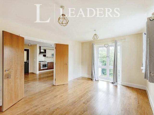 Apartment for rent in Three Bridges, Crawley