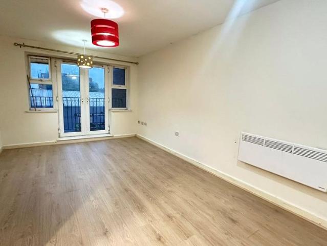 Apartment for rent in Spring Park, Luton