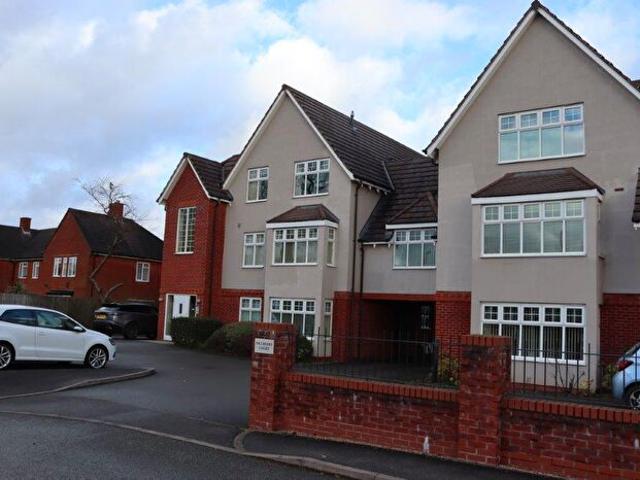 Apartment for rent in Monkspath, West Midlands