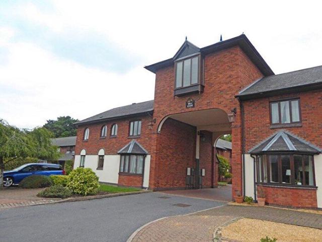 Apartment for rent in Milverton, Green Close