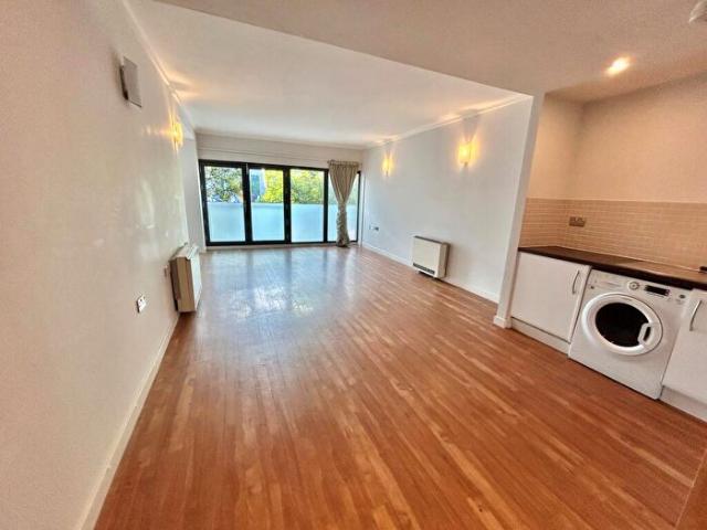 Apartment for rent in St Ann's, Haddon