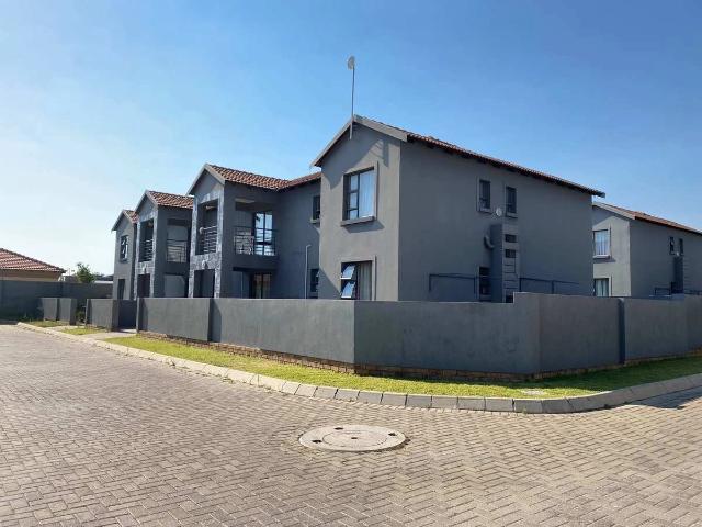 Apartment for rent in Bendor Park, Polokwane Local Municipality