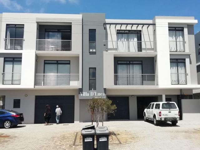 Apartment for rent in Blouberg, Western Cape