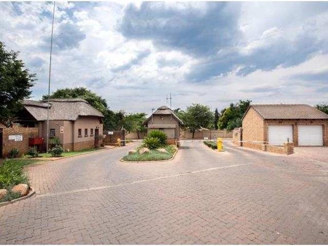 Apartment for rent in Waterkloof, Gauteng
