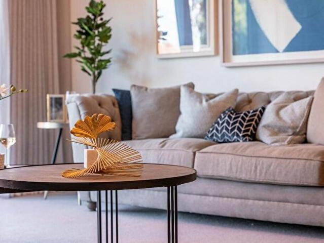 Apartment for rent in California, Littleover