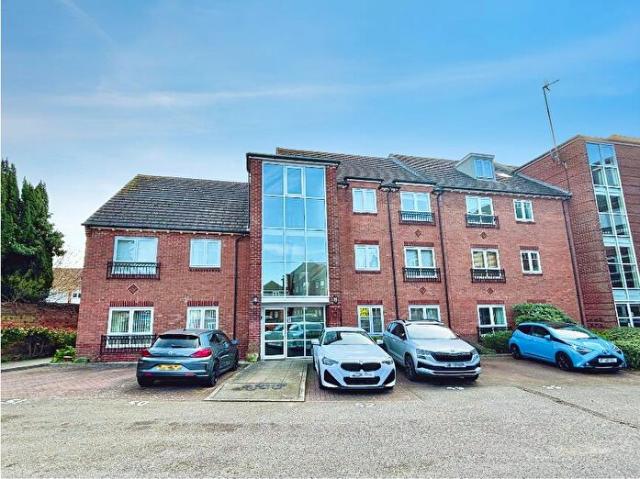 Apartment for rent in Cliff Hill, Green Close