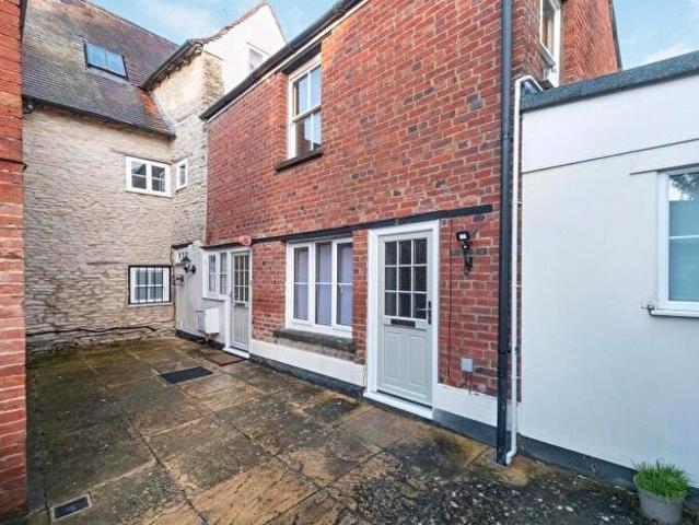 Apartment for rent in Evershot, Oxfordshire