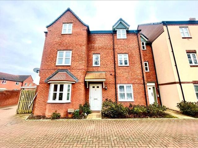Apartment for rent in Meon Vale, Alderminster