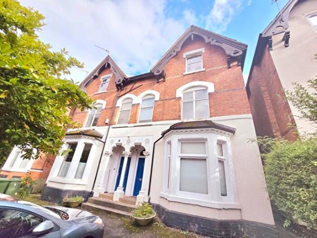 Apartment for rent in Wake Green, West Midlands