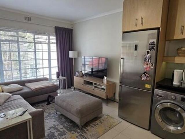 Apartment for rent in Cape Town Ward 115, Cape Town