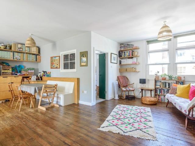 Apartment for rent in Kennington, Greater London