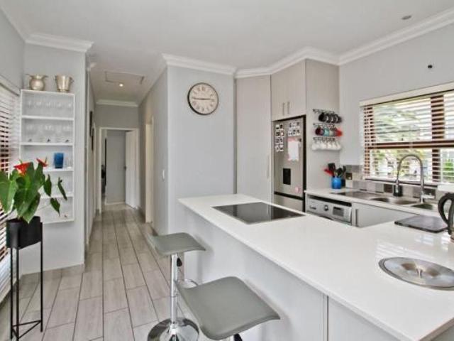 Apartment for rent in Rosebank, Gauteng