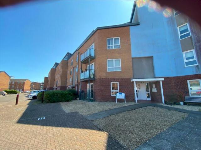 Apartment for rent in Seaside, Llanelli