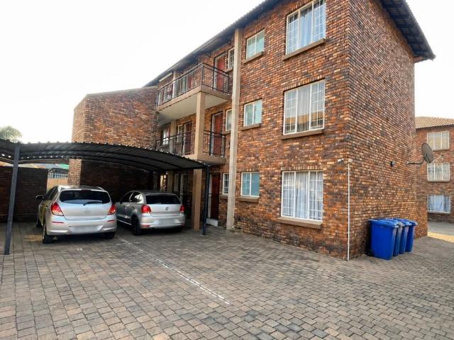 Apartment for rent in Waterkloof, Gauteng