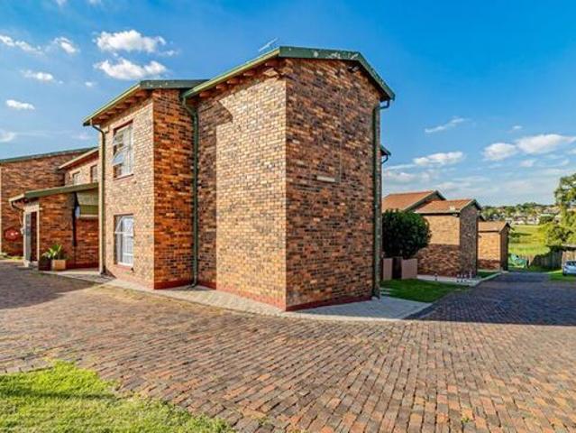 Apartment for rent in Nooitgedacht, Gauteng