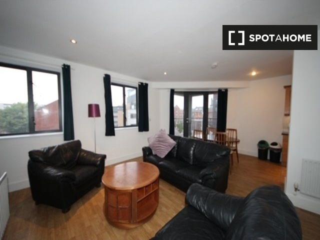 Apartment to rent in Bluebell, North Tipperary