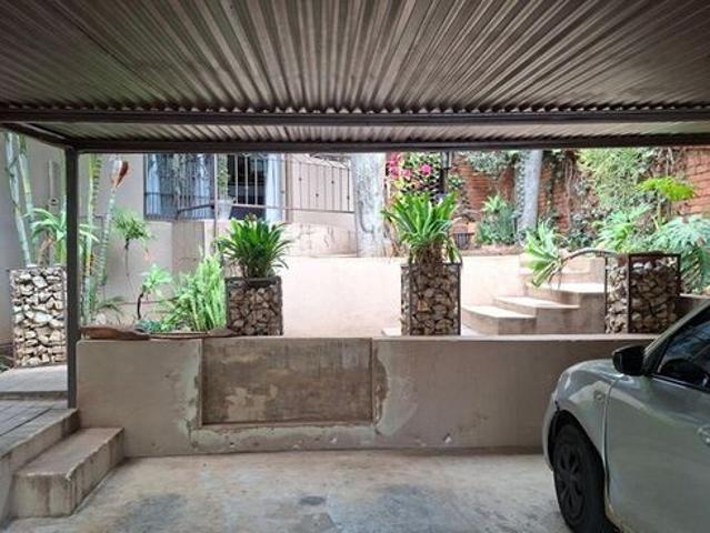 Apartment for rent in Elarduspark, Pretoria