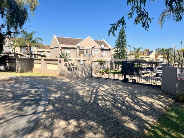 Apartment for rent in Waterkloof, Gauteng