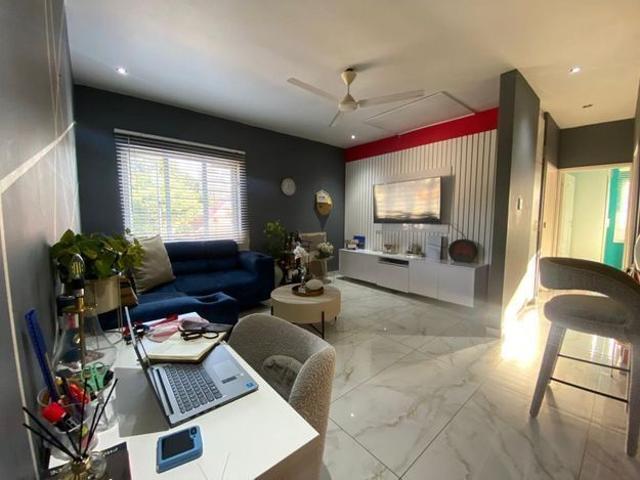 Apartment for rent in Seaview, Kwazulu-natal