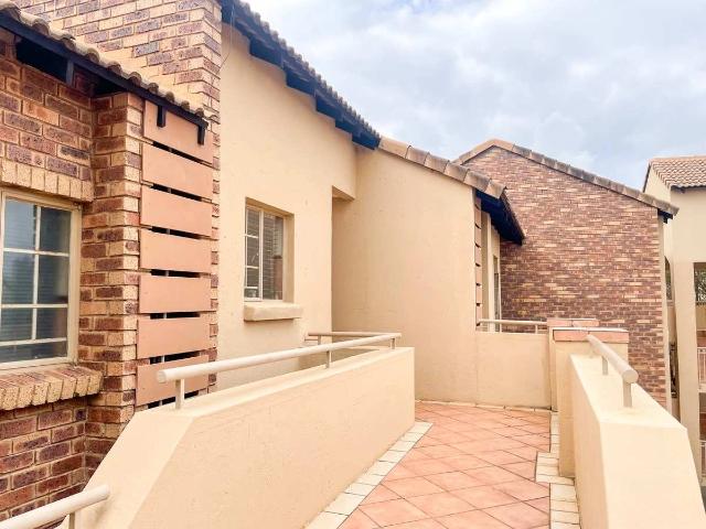 Apartment for rent in Faerie Glen, Gauteng