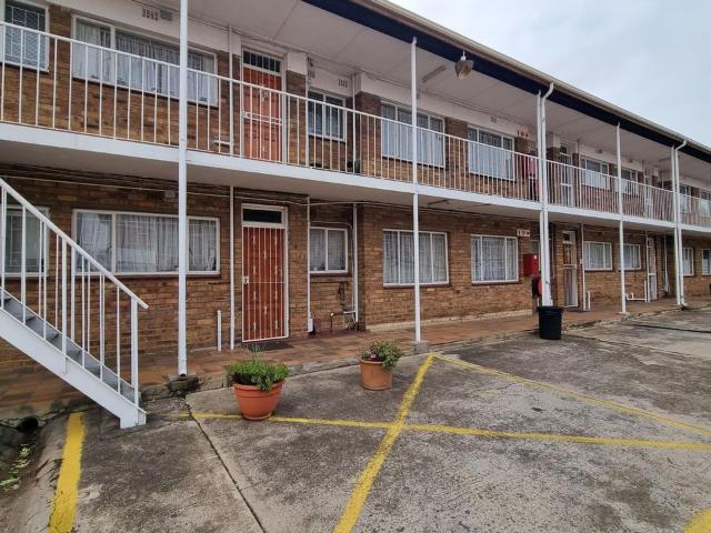Apartment for rent in Farrarmere, Ekurhuleni