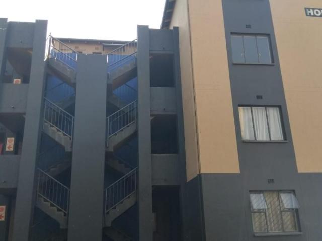 Apartment for rent in Nooitgedacht, Gauteng