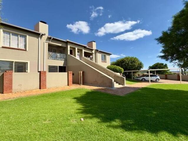 Apartment for rent in Florida Glen, Roodepoort