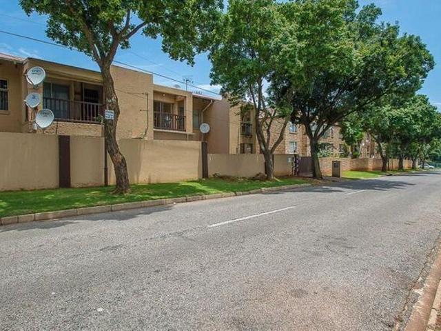 Apartment for rent in Nooitgedacht, Gauteng