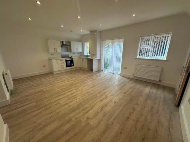 Apartment for rent in Eastwood, Attenborough