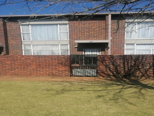 Apartment for rent in Nooitgedacht, Gauteng