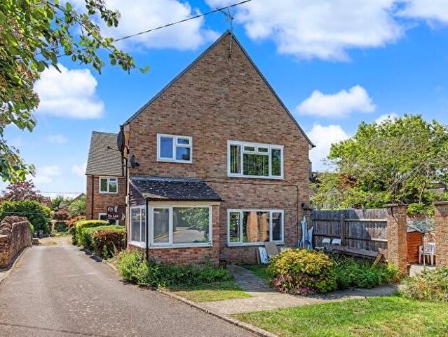 Apartment for rent in Black Bourton, Oxfordshire