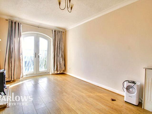 Apartment for rent in Mount Pleasant, Nangreaves