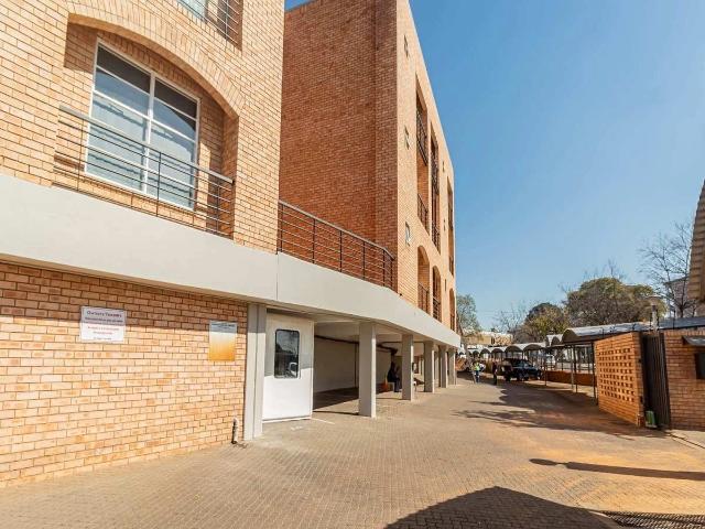 Apartment for rent in Waterkloof, Gauteng