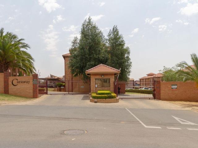 Apartment for rent in Nooitgedacht, Gauteng
