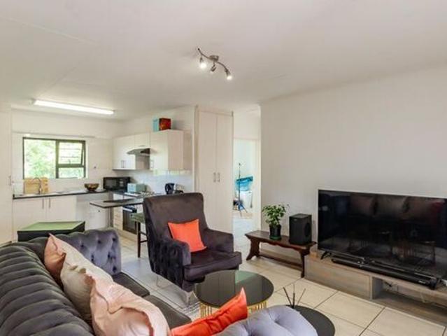 Apartment for rent in Nooitgedacht, Gauteng