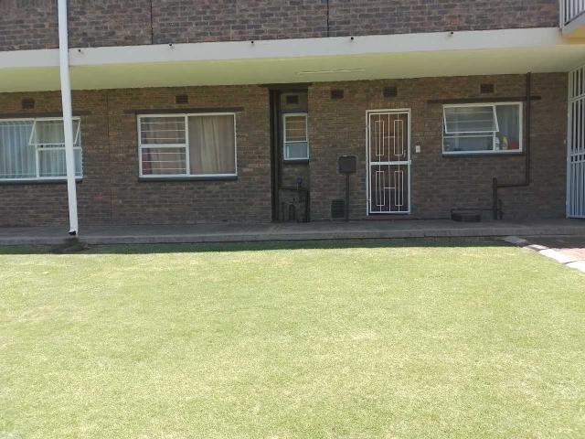Apartment for rent in Nooitgedacht, Gauteng