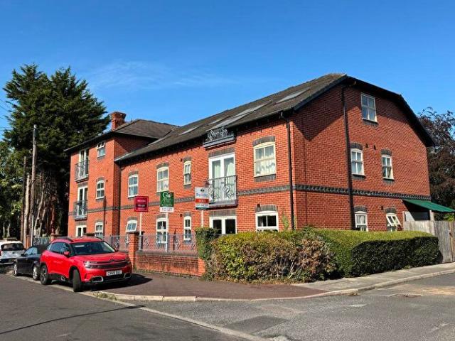 Apartment for rent in Lady Bay, Barton In Fabis