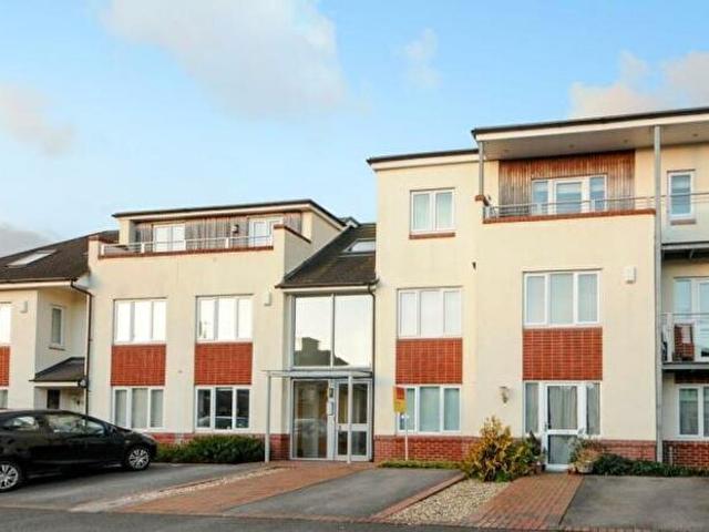 Apartment for rent in Church Cowley, The Slade