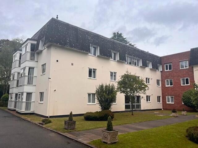 Apartment for rent in Milverton, Warwick
