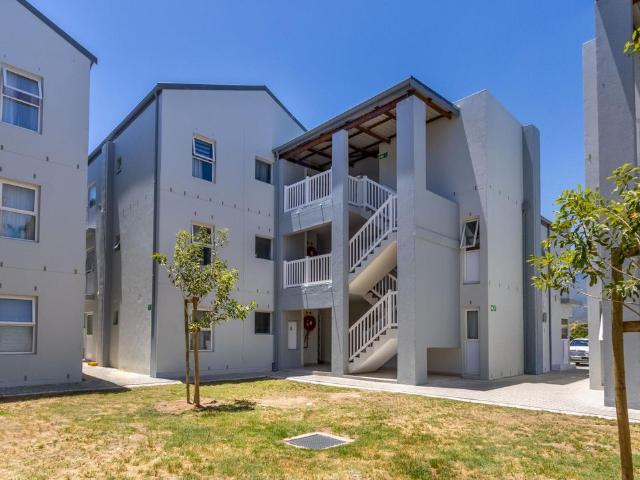 Apartment for rent in Onverwacht, Western Cape