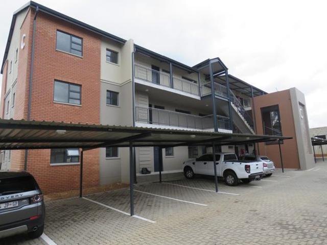 Apartment for rent in Willowway x9, Randburg