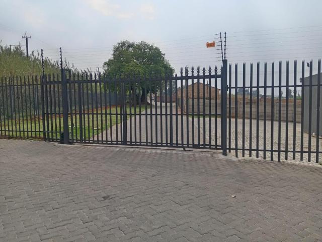 Apartment for rent in Lambton Gardens, Germiston