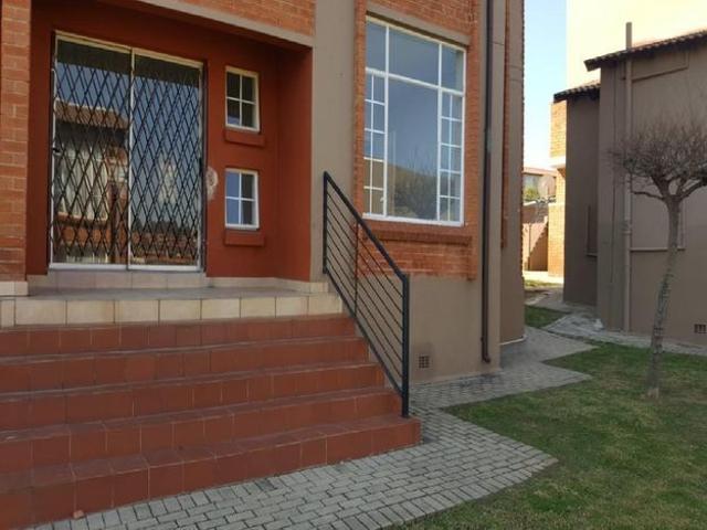Apartment for rent in Nooitgedacht, Gauteng