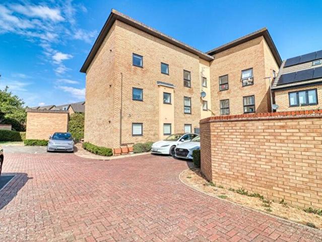 Apartment for rent in Whitehouse, Milton Keynes