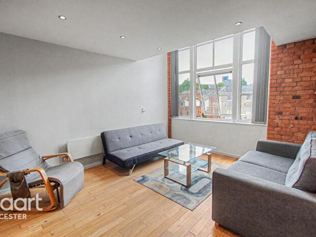 Apartment for rent in Highfields, Old Wharf