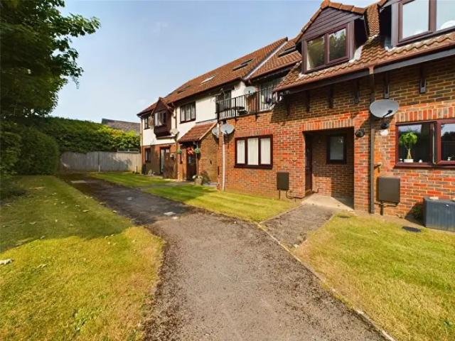 Apartment for rent in Horsenden, Princes Risborough
