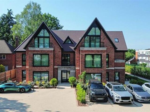 Apartment for rent in Blossomfield, West Midlands
