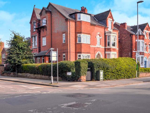 Apartment for rent in Abbey Park, Barton In Fabis